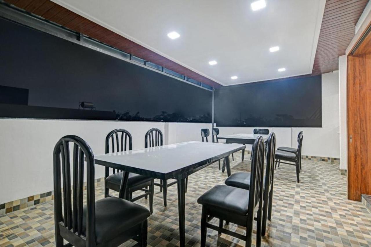 Aceotel Inn Flamingo Indore Exterior foto