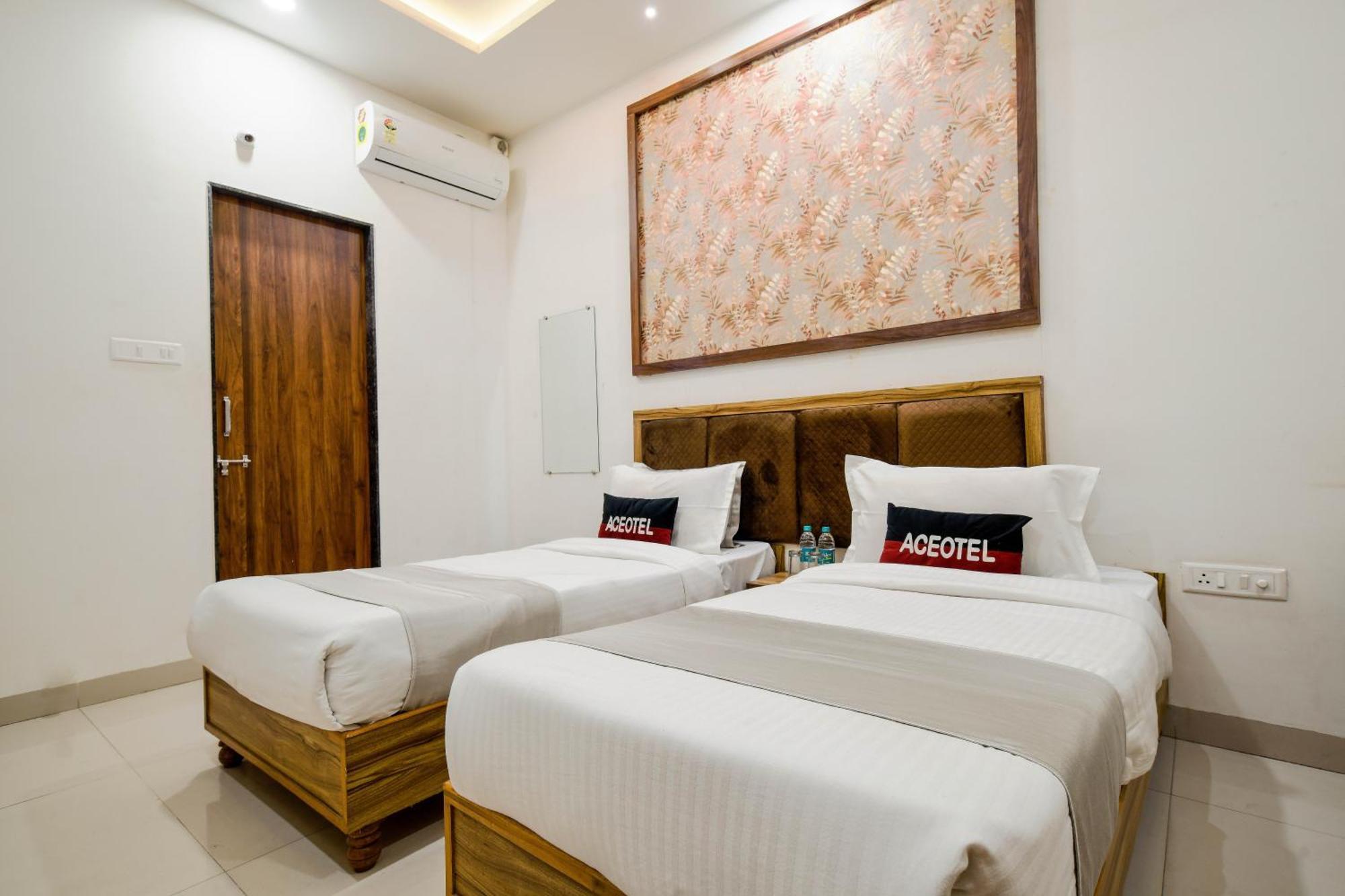 Aceotel Inn Flamingo Indore Exterior foto