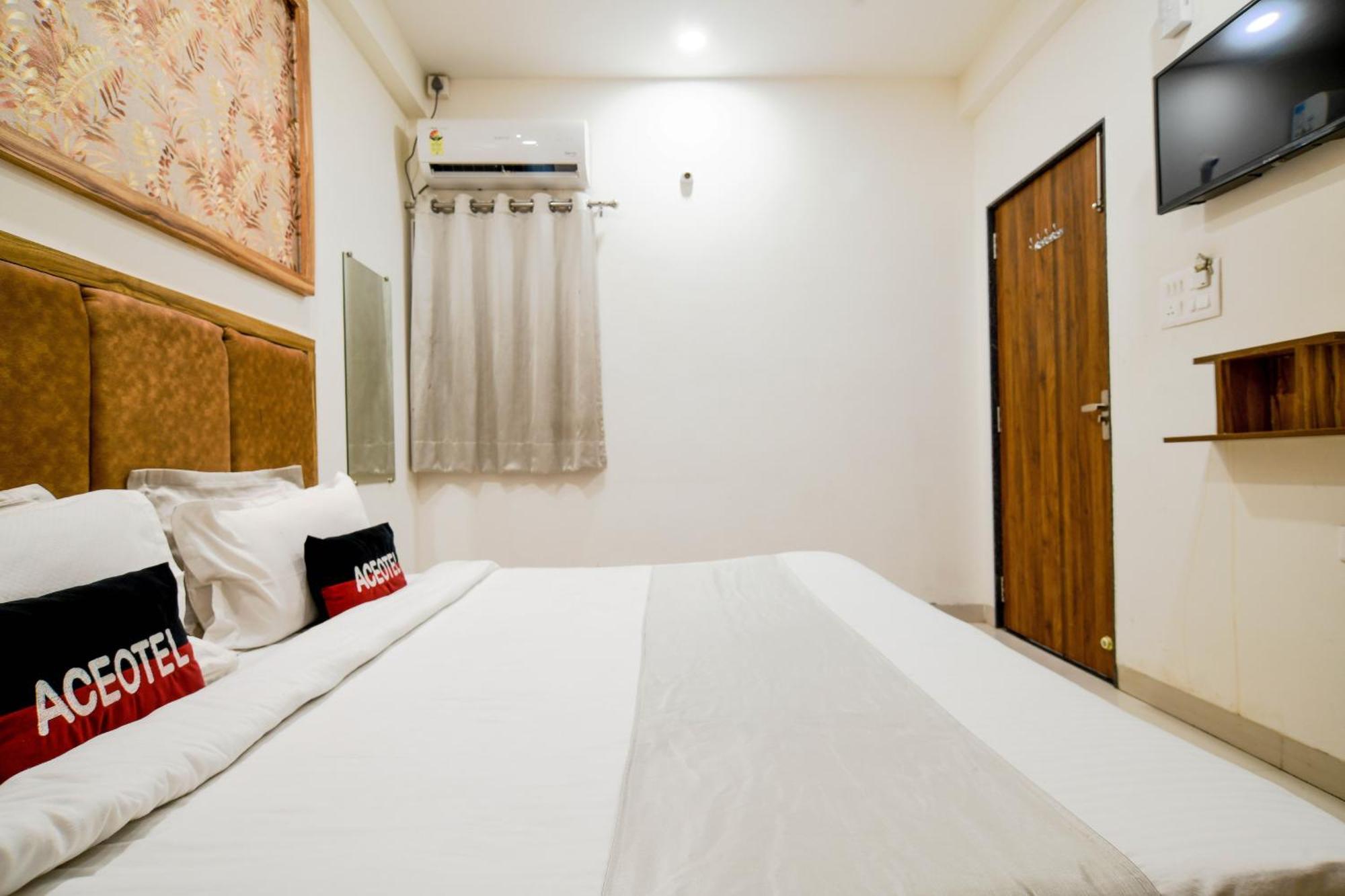 Aceotel Inn Flamingo Indore Exterior foto